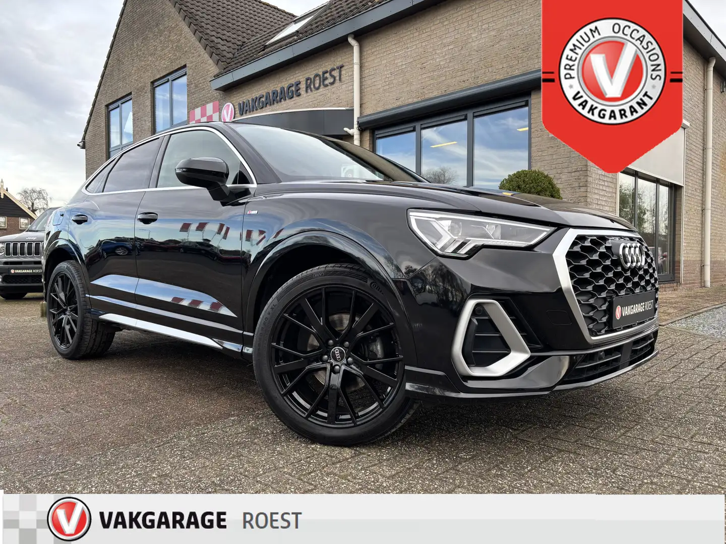 Audi Q3 Sportback 35 TFSI Automaat S-Line Full LED / Navig Schwarz - 1