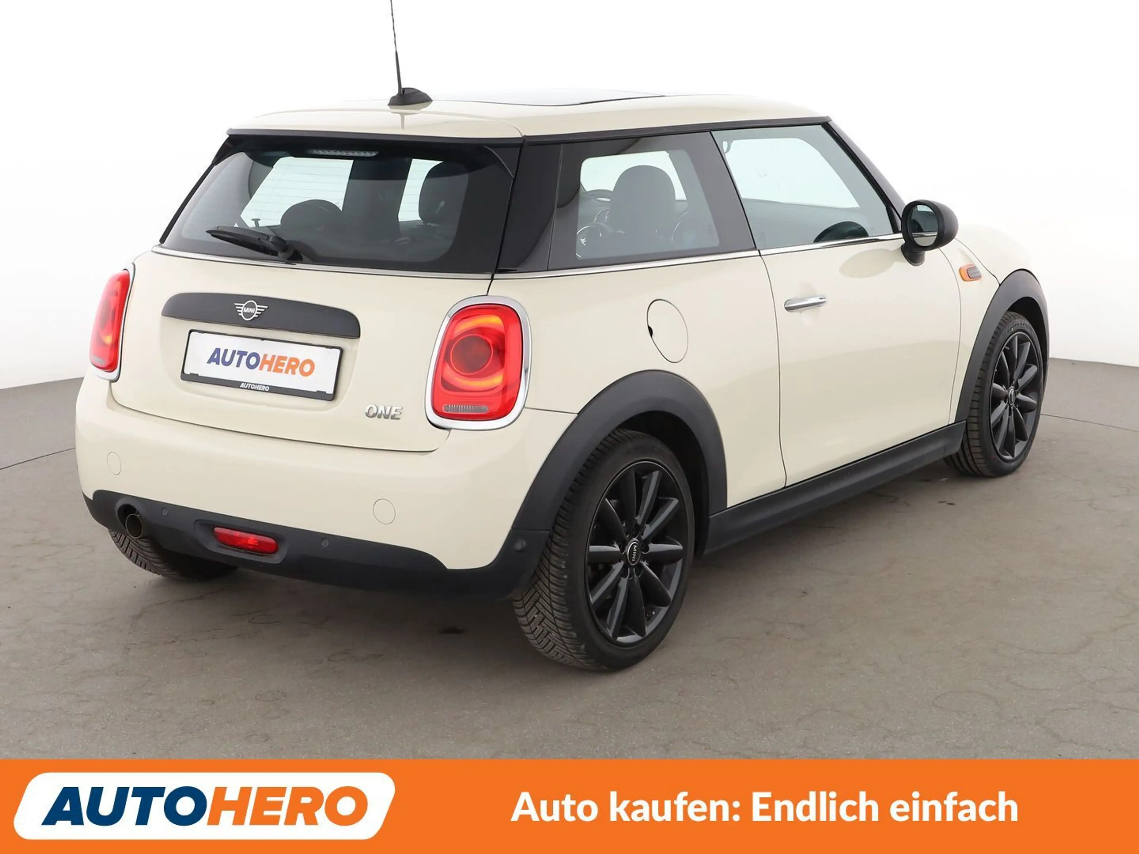 MINI One One *LIMITER*PANO*PDC*SHZ*KLIMA* — photo 6