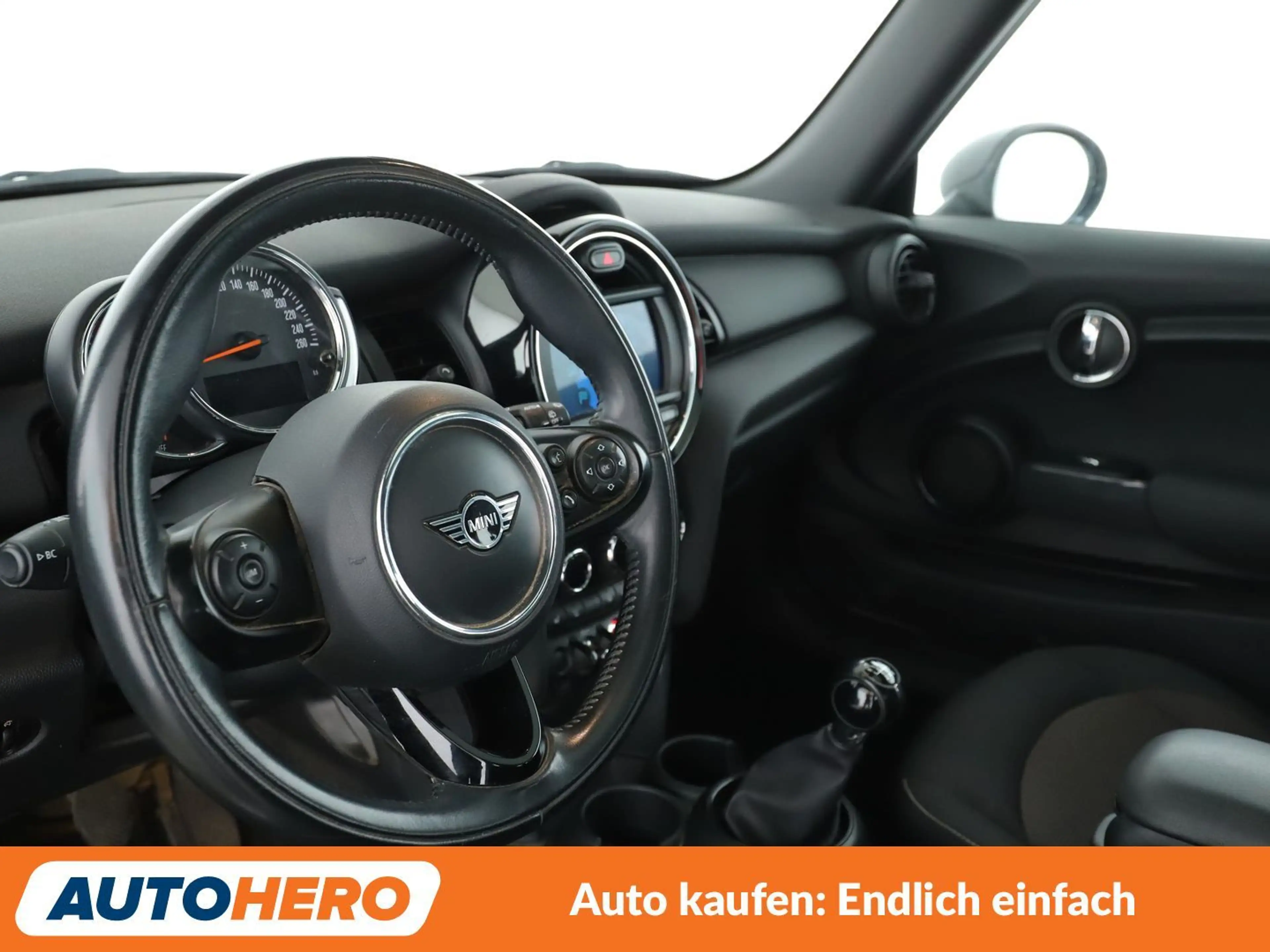 MINI One One *LIMITER*PANO*PDC*SHZ*KLIMA* — photo 11