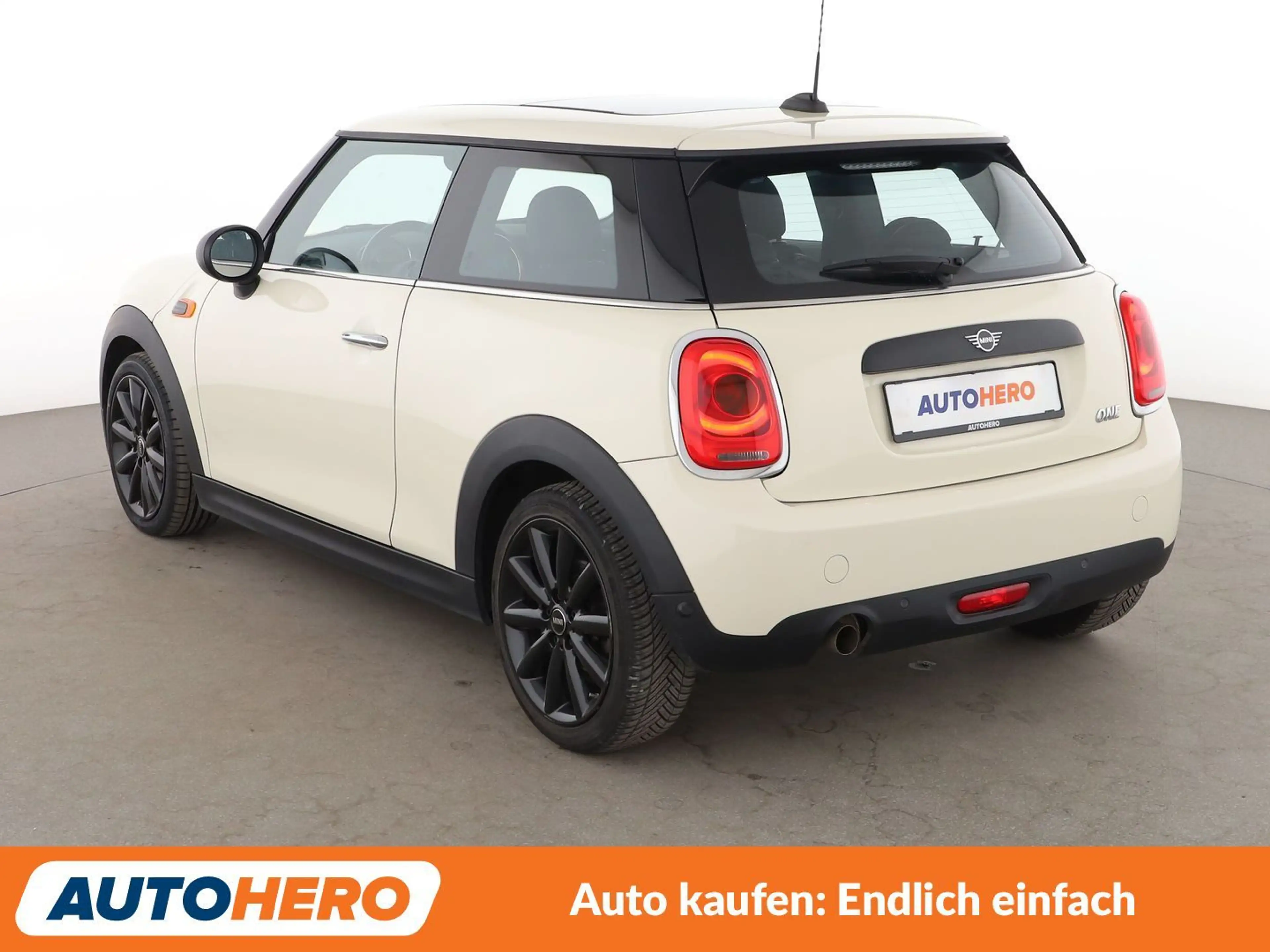 MINI One One *LIMITER*PANO*PDC*SHZ*KLIMA* — photo 4