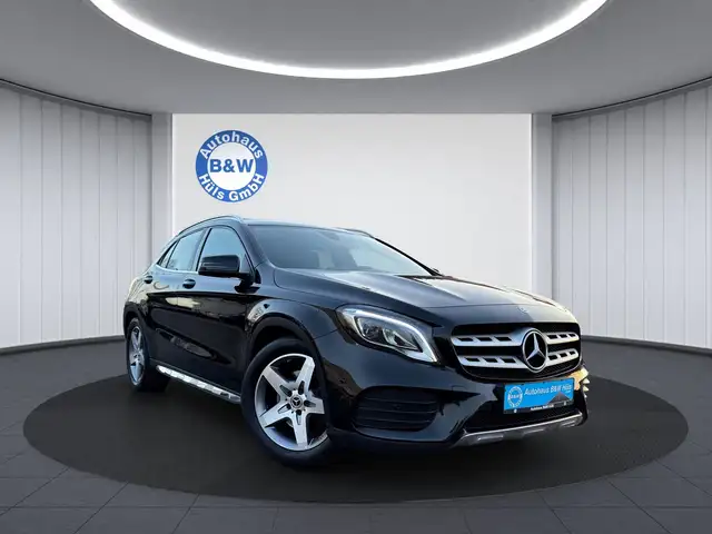 Mercedes-Benz GLA 250 *AMG*1.HAND*LED*TEMPOMAT*PDC*
