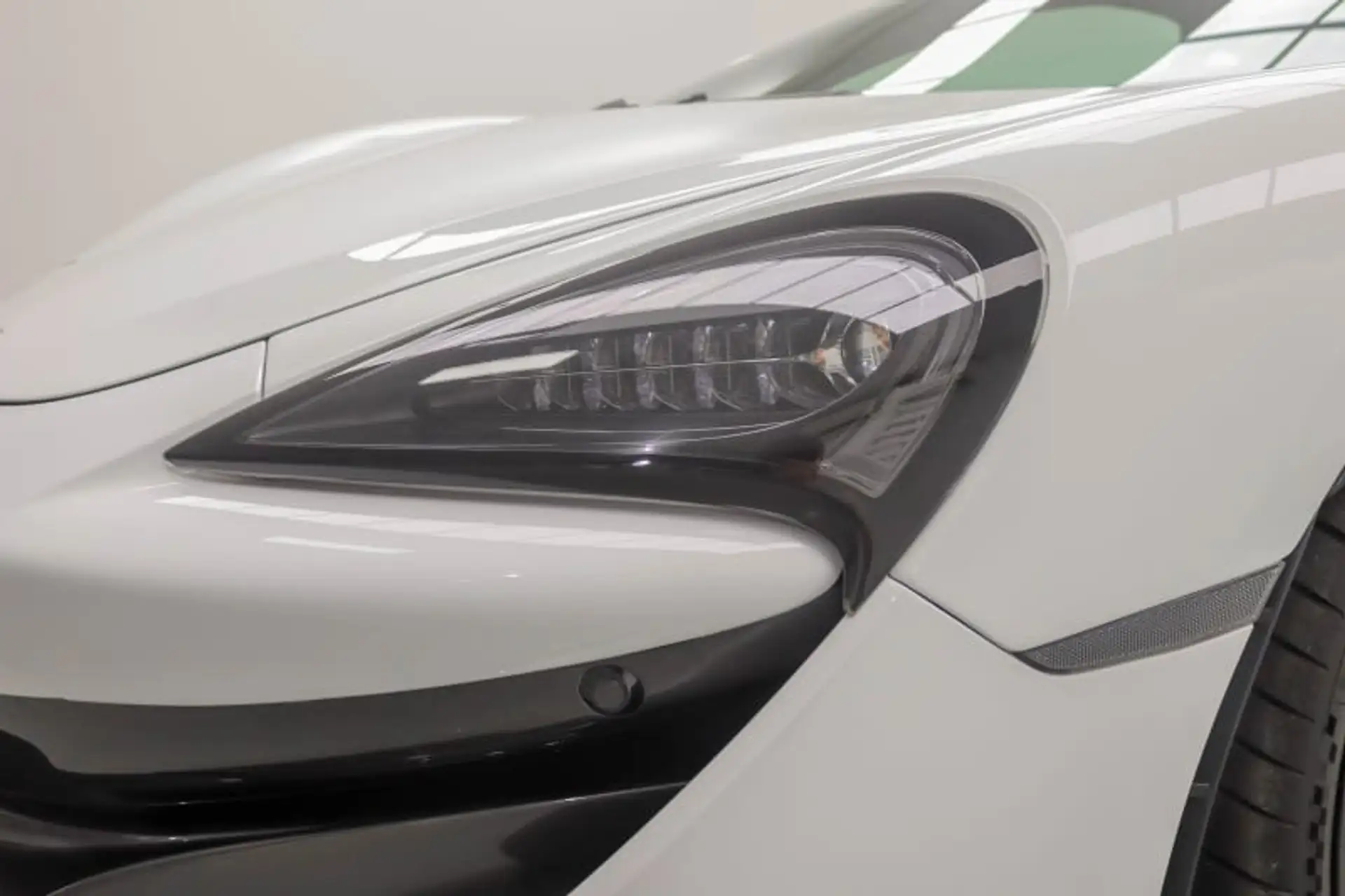 맥라렌 600LT 600 2019 흰색 사진 5