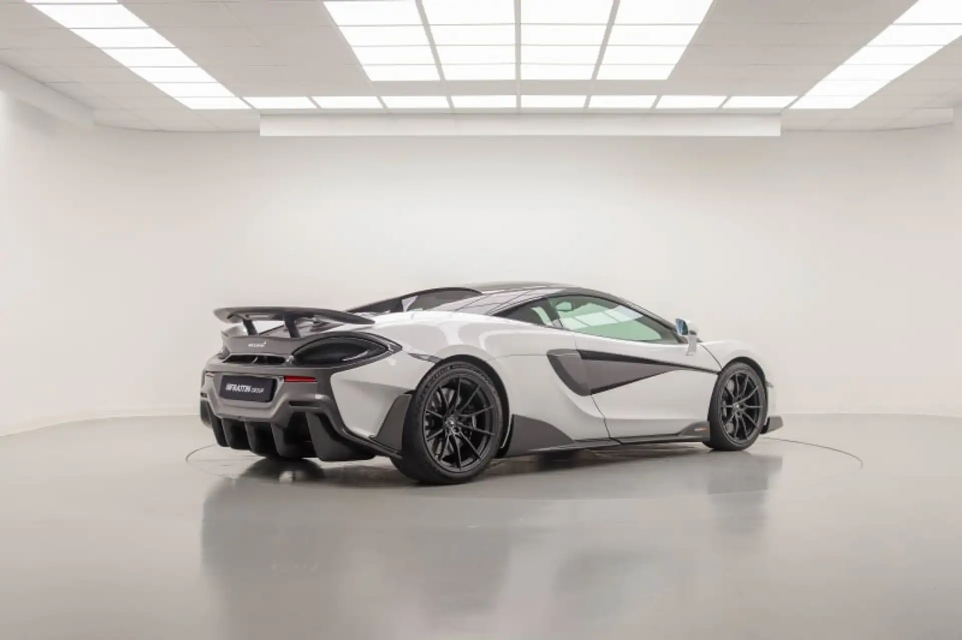 맥라렌 600LT 600 2019 흰색 사진 3