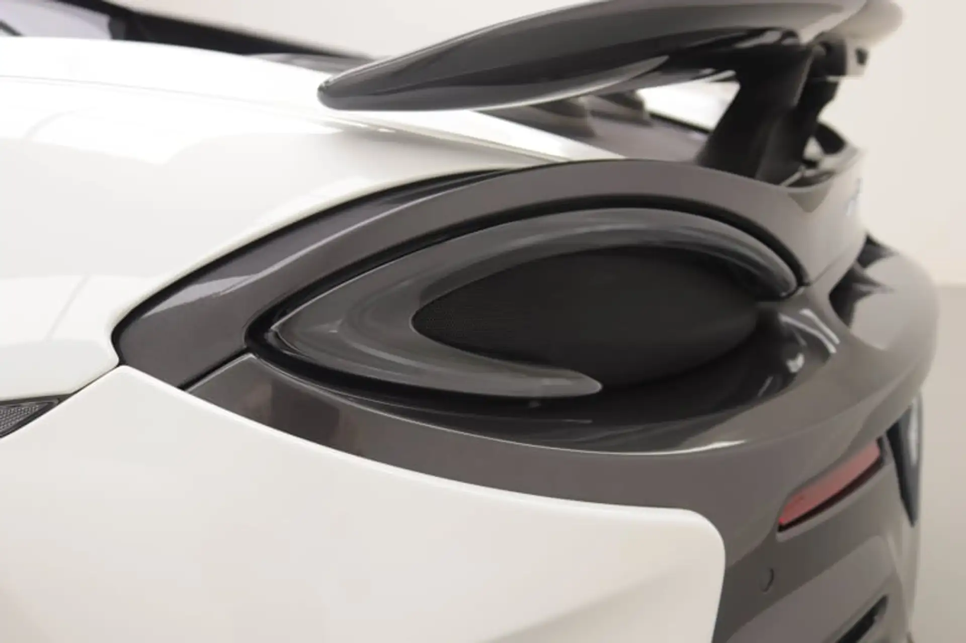 맥라렌 600LT 600 2019 흰색 사진 7