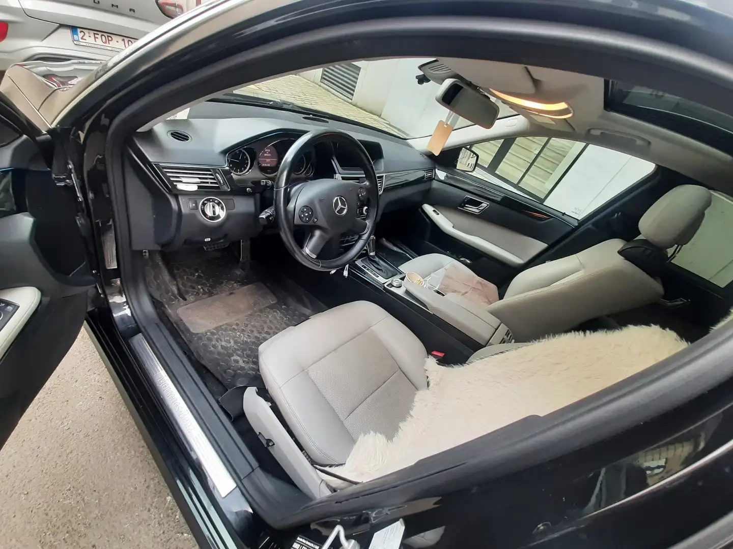 Mercedes-Benz E 200 CGI BE Avantgarde - 2