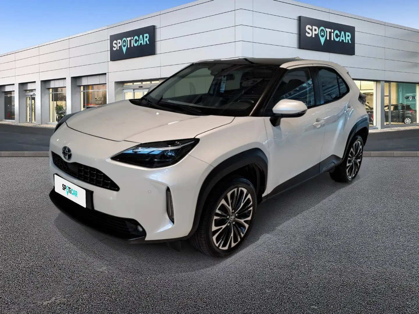 Toyota Yaris Cross 1.5H (116 CV) E-CVT Lounge Weiß - 1