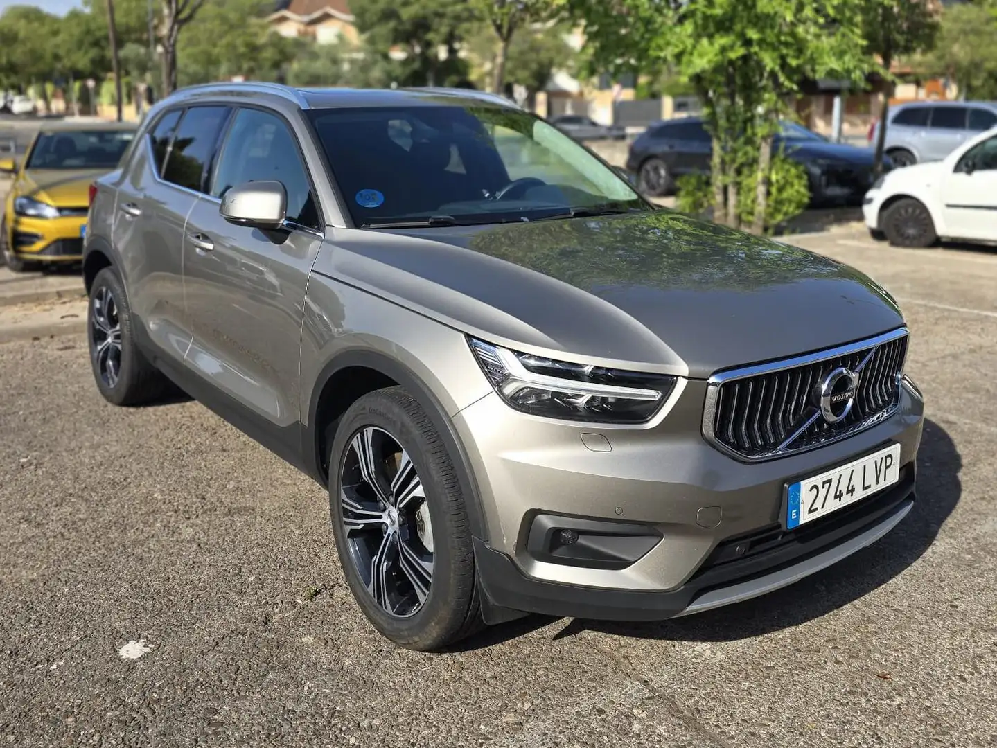 Volvo XC40 XC40 T5 Recharge Inscription Aut. Recharg cription Gris - 1