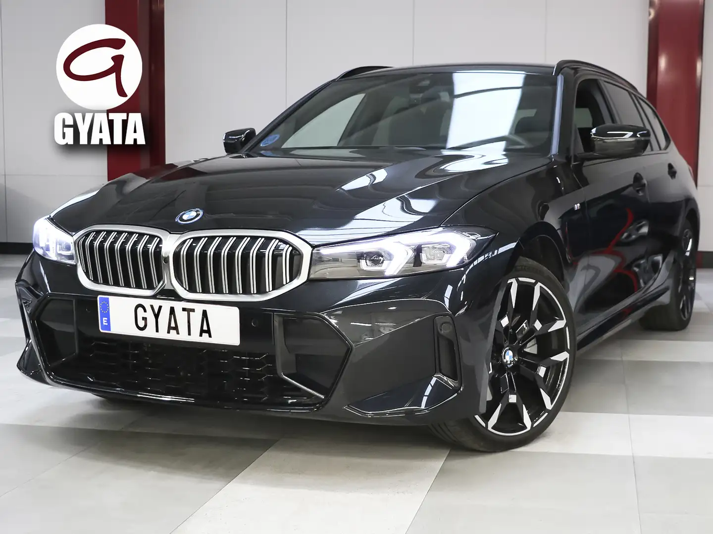 BMW 330 330e xDrive Touring Negro - 1
