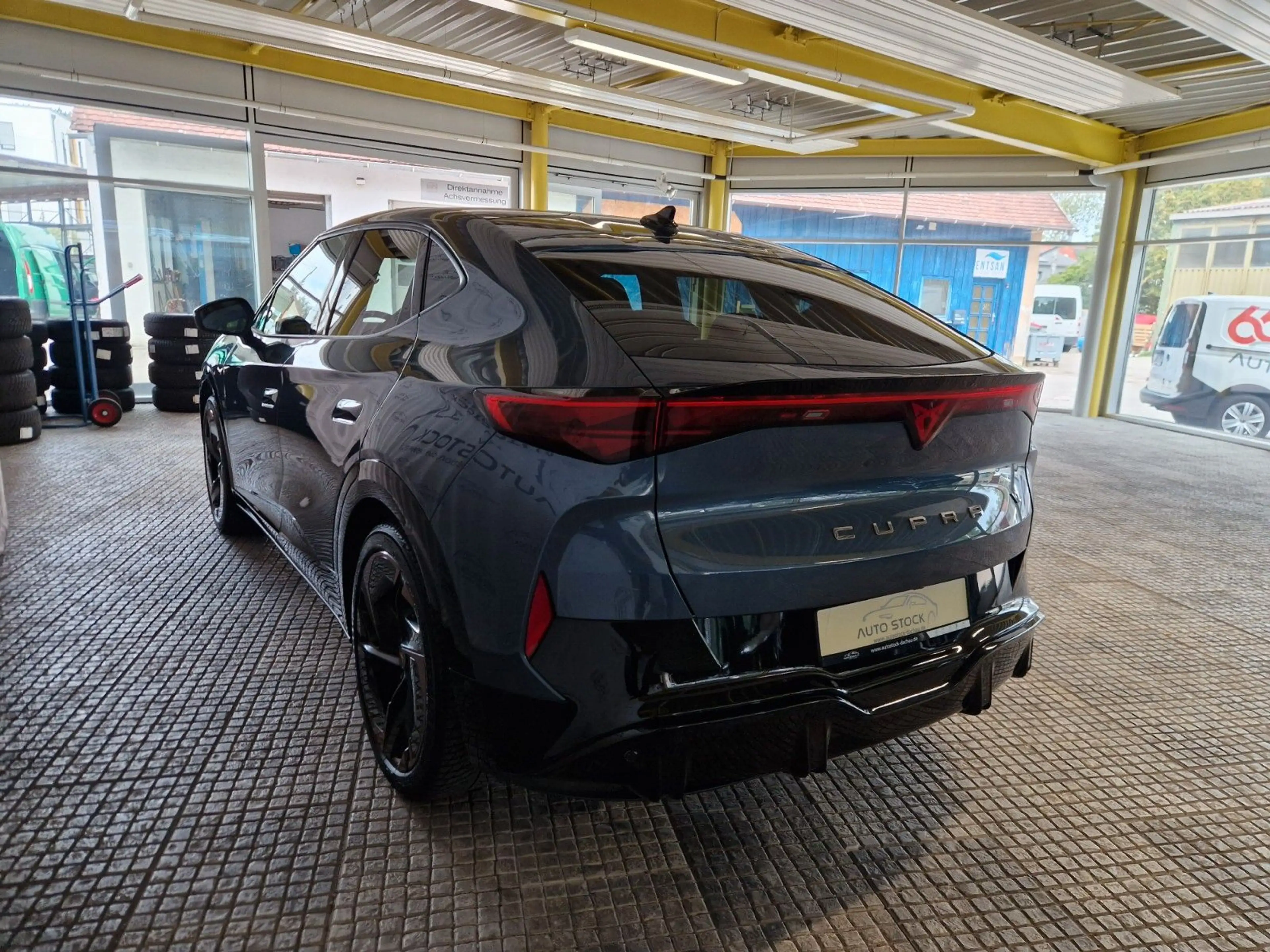 CUPRA Tavascan VZ 4Drive 82kWh PDC LED Navi ACC Headup — photo 7