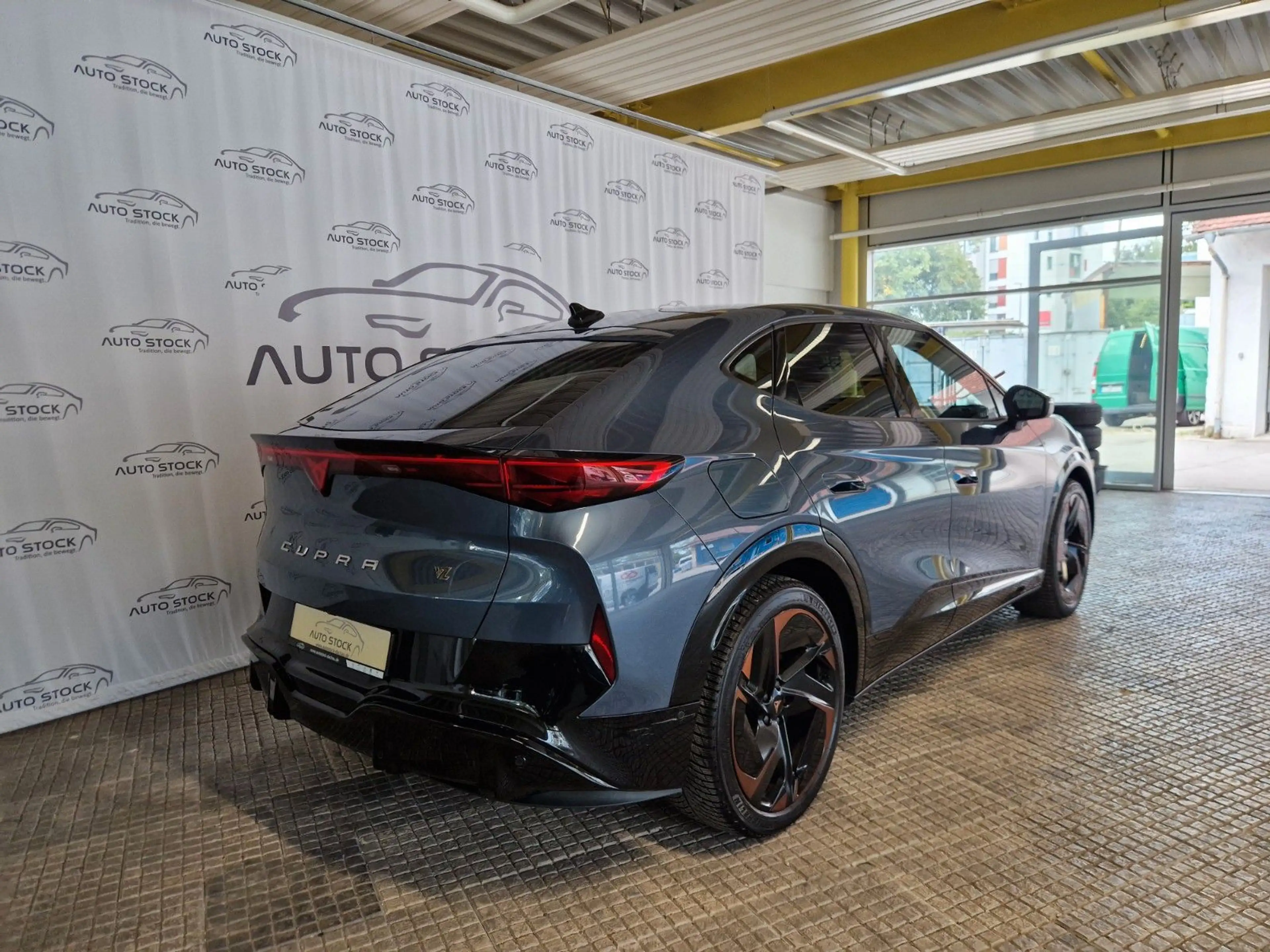 CUPRA Tavascan VZ 4Drive 82kWh PDC LED Navi ACC Headup — photo 5