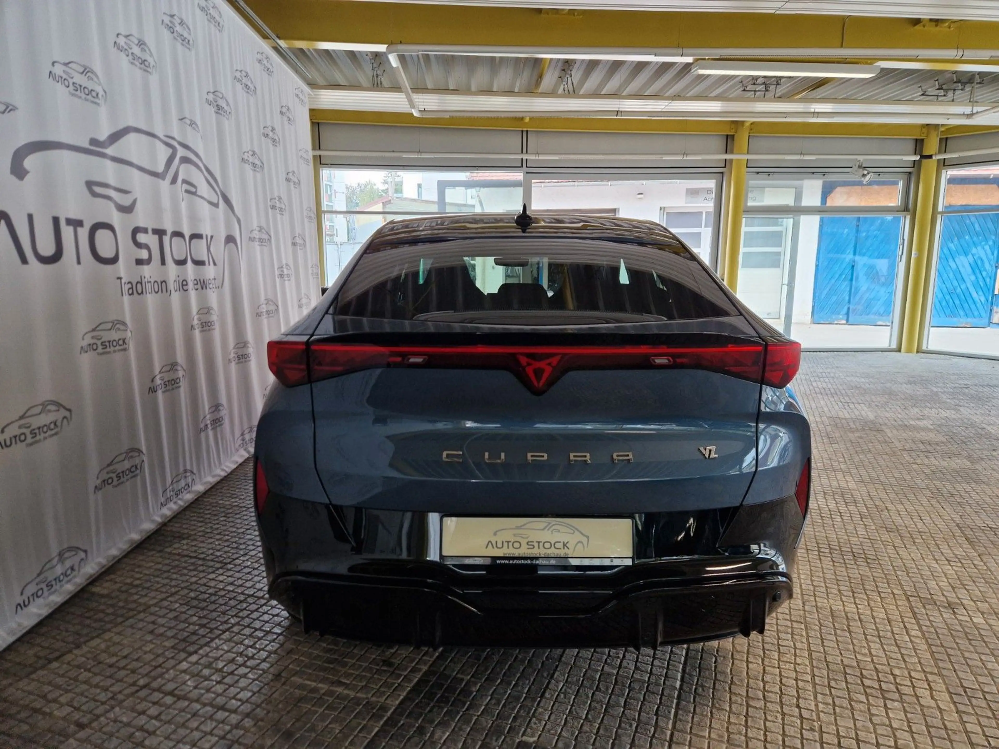 CUPRA Tavascan VZ 4Drive 82kWh PDC LED Navi ACC Headup — photo 6