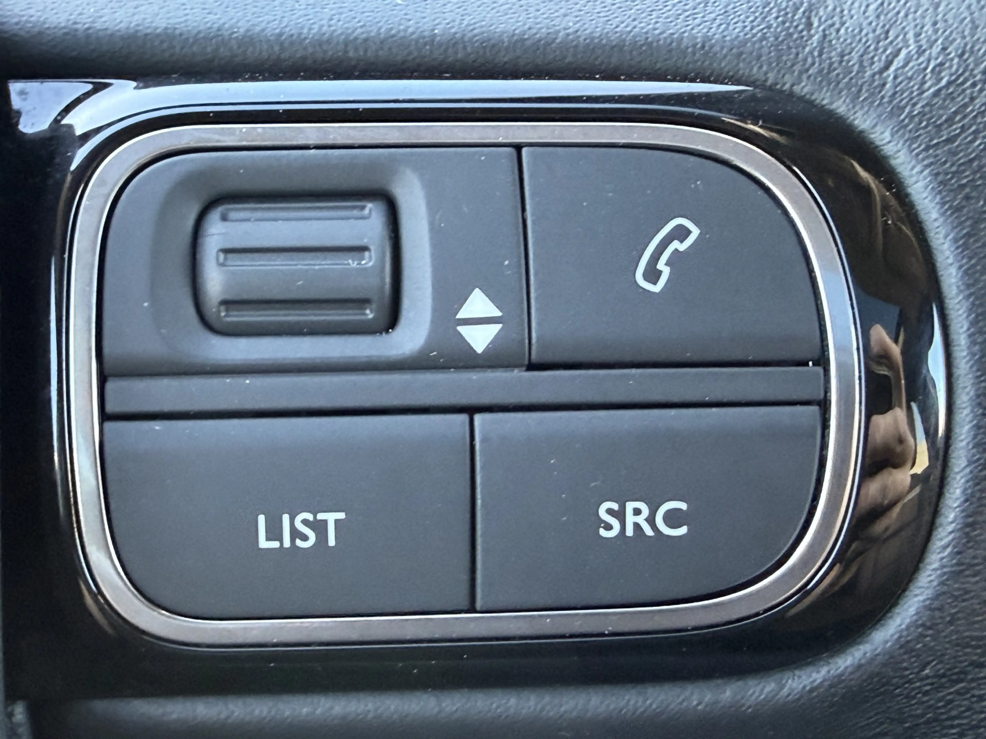 Citroen C5 Aircross 180pk Shine (Elektrisch Schuifdak - Trekhaak - Led — photo 27