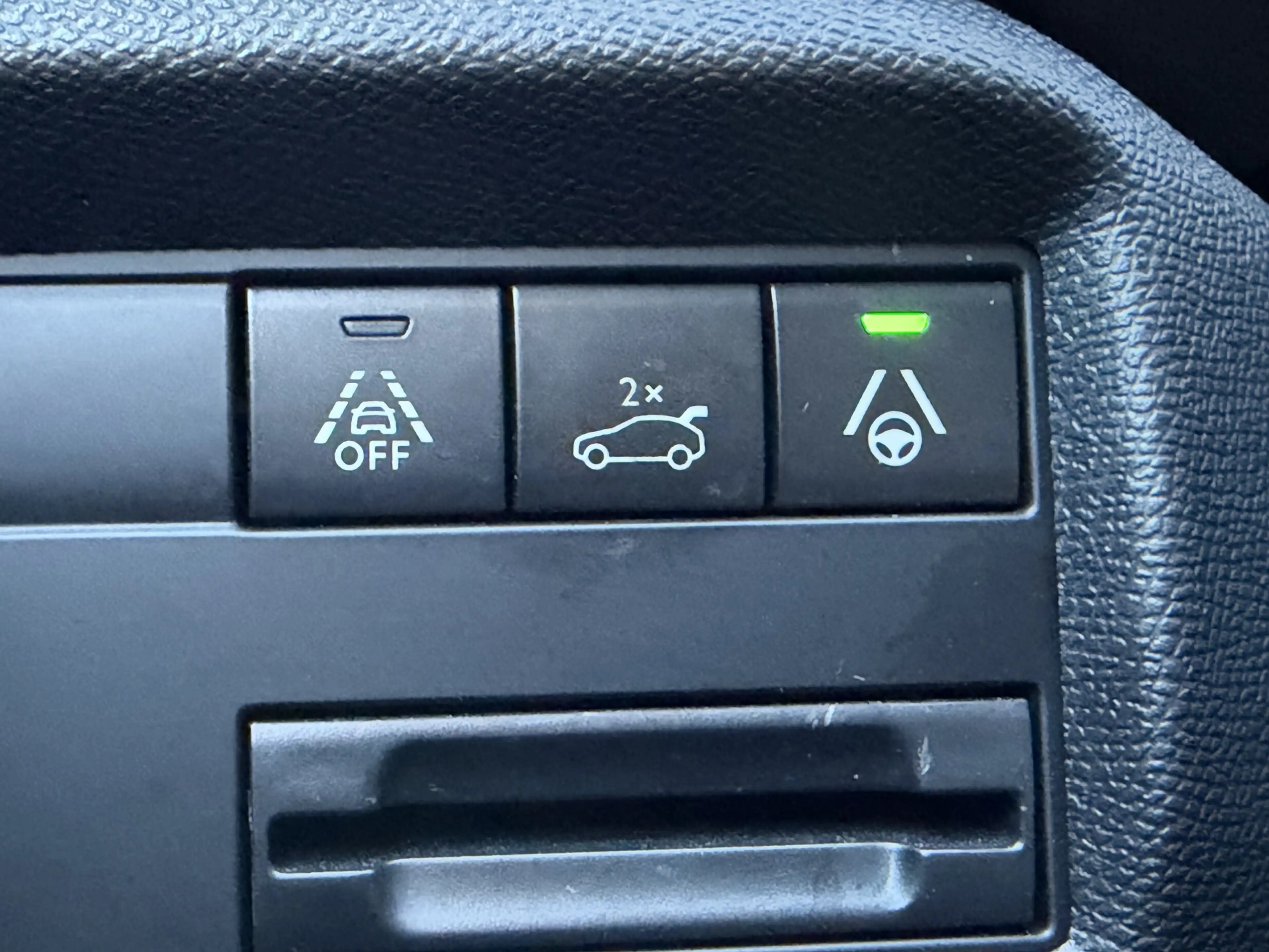 Citroen C5 Aircross 180pk Shine (Elektrisch Schuifdak - Trekhaak - Led — photo 29