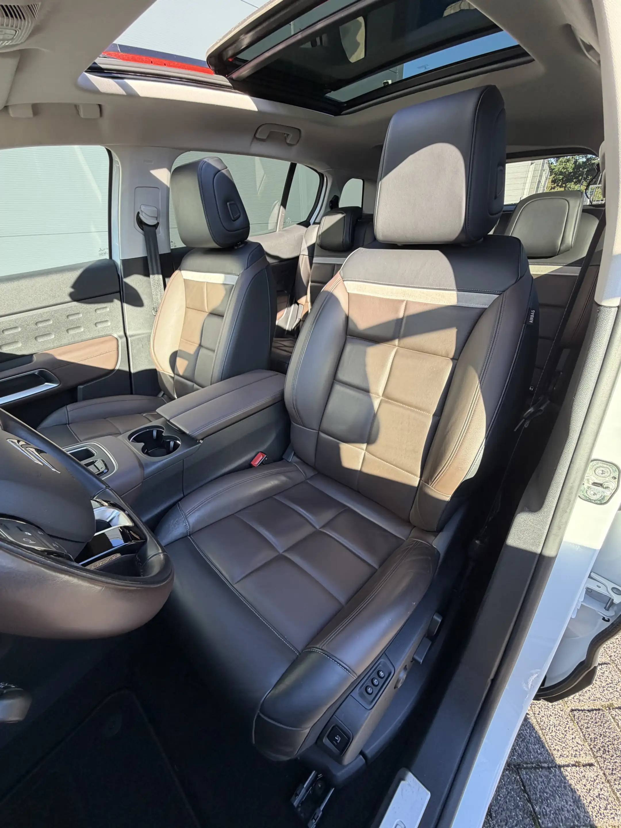 Citroen C5 Aircross 180pk Shine (Elektrisch Schuifdak - Trekhaak - Led — photo 17