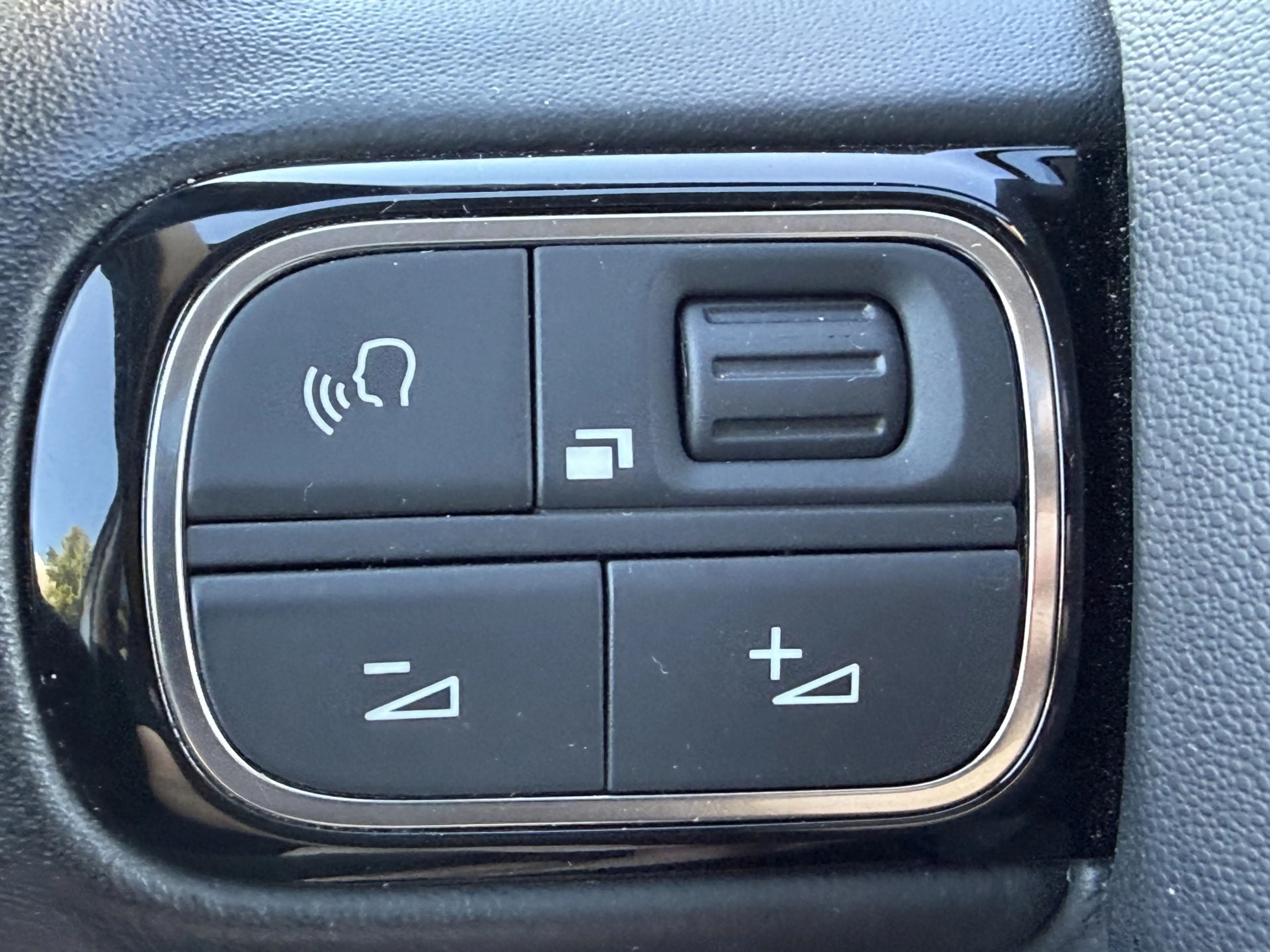 Citroen C5 Aircross 180pk Shine (Elektrisch Schuifdak - Trekhaak - Led — photo 26