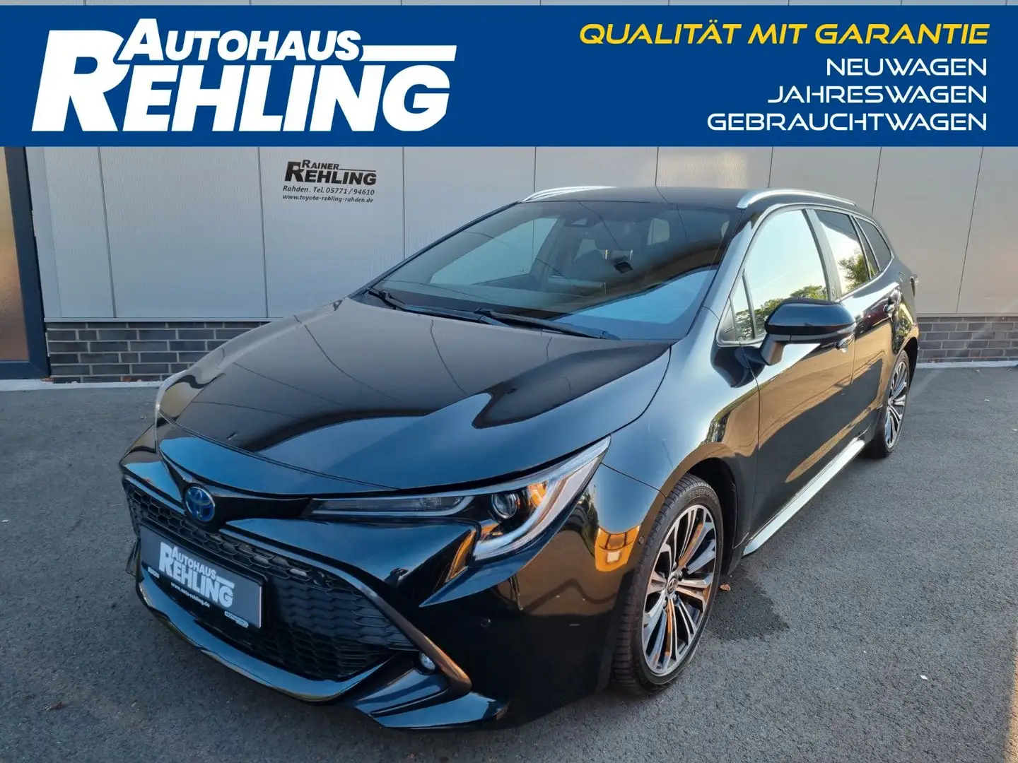 Toyota Corolla Touring Sports Hybrid Team D Schwarz - 1