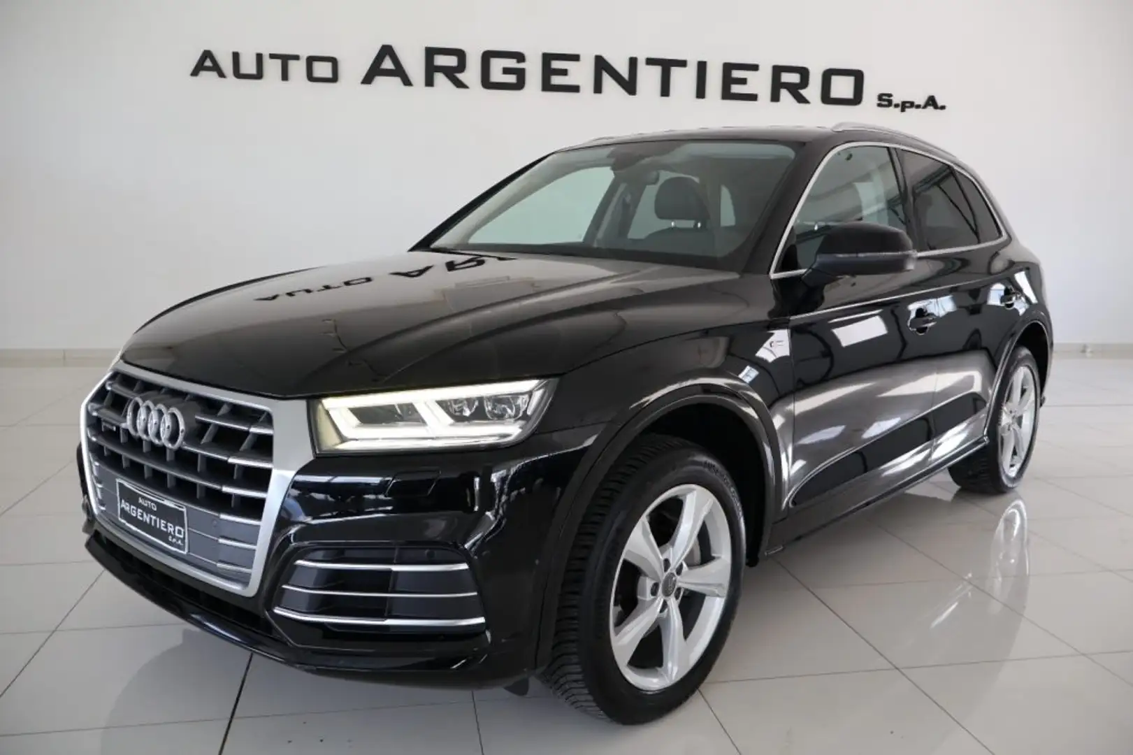 Audi Q5 2.0 TDI 190 CV quattro S tronic S-line edition Schwarz - 1