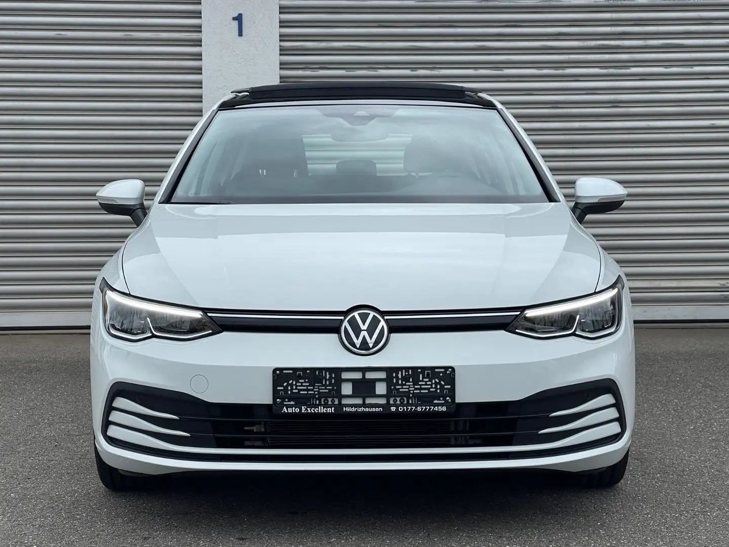 Volkswagen Golf VIII Lim. 2,0 TDI Life°PANO°LED°AHK°PDC°ACC Blanc - 2