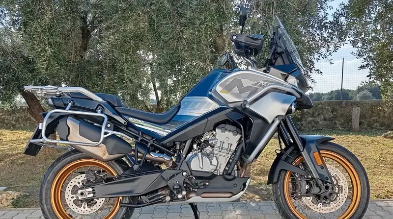 CFMOTO 800 MT - foto 2