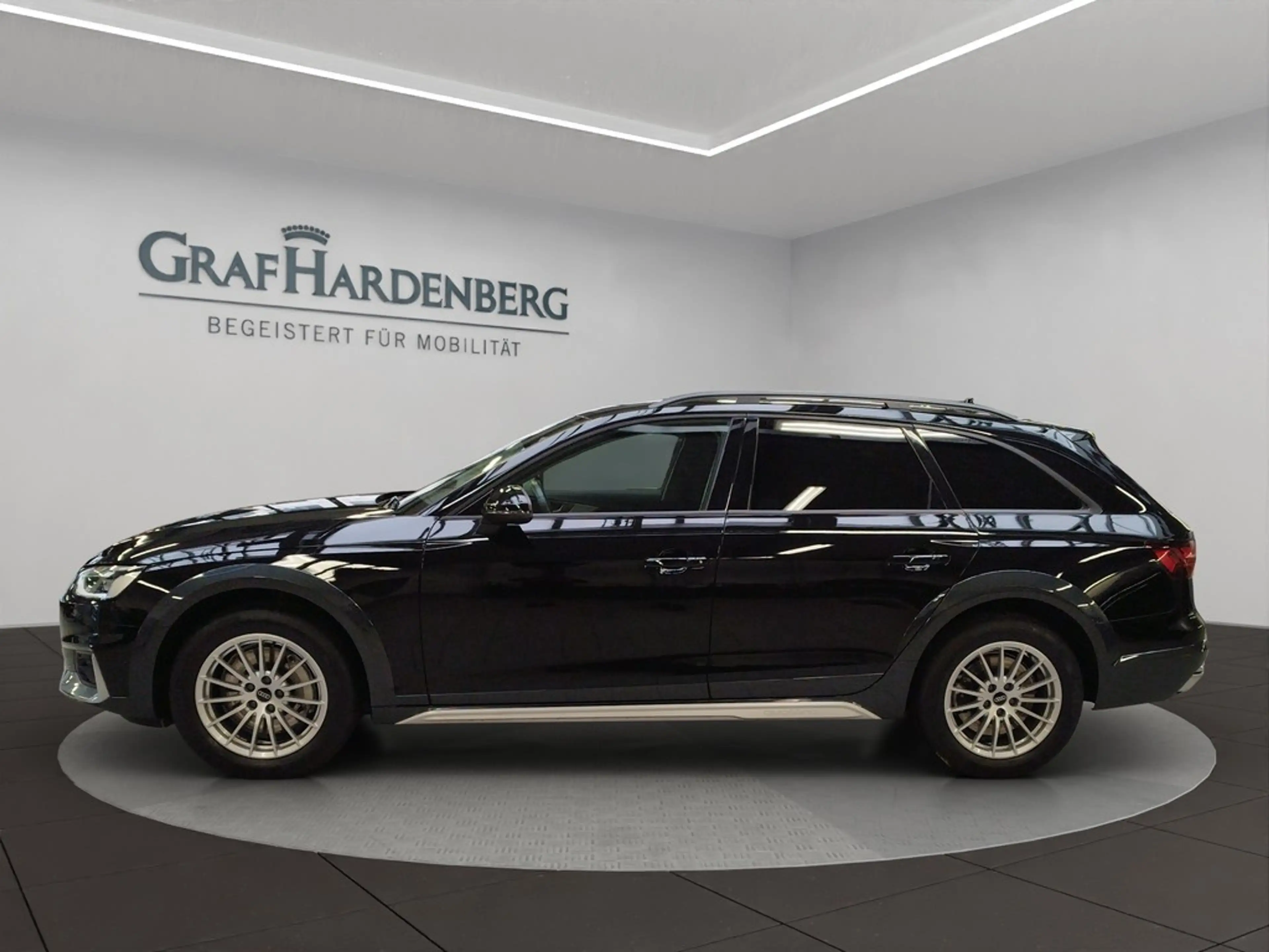 Audi A4 allroad 45 TFSI S tronic LED ACC Kamera — photo 2