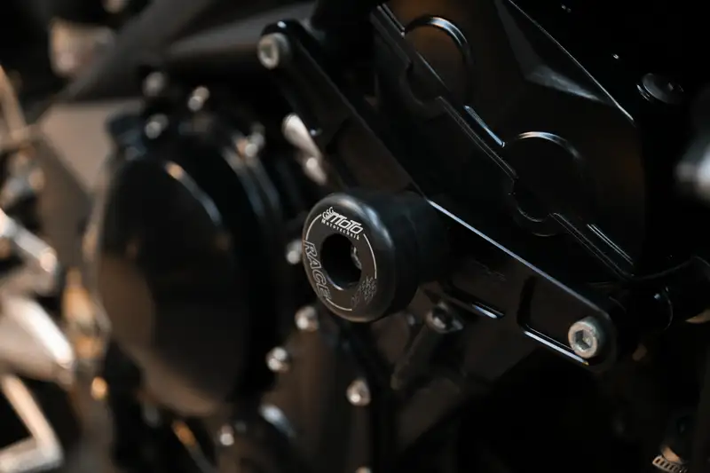 Triumph Street Triple - foto 5