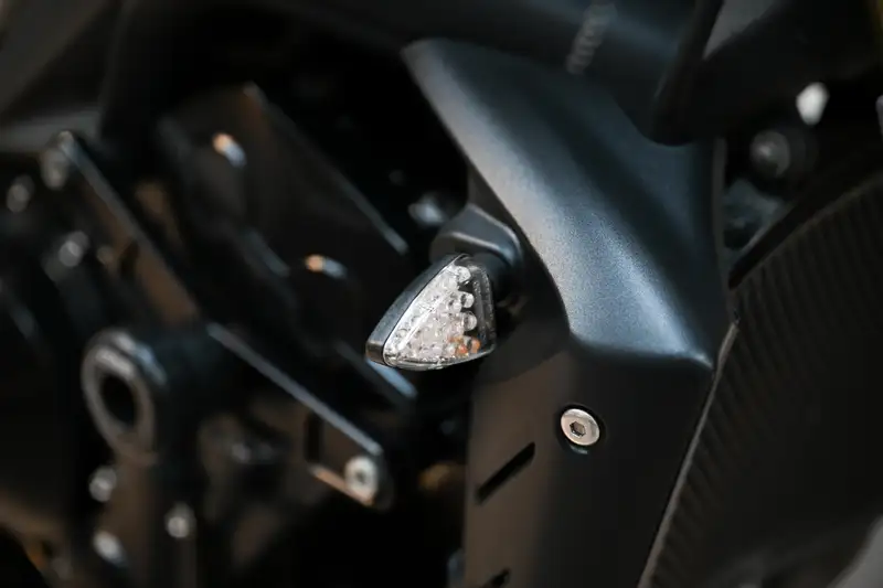 Triumph Street Triple - foto 6