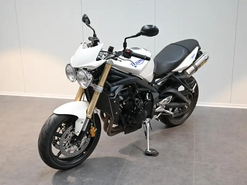 Triumph Street Triple