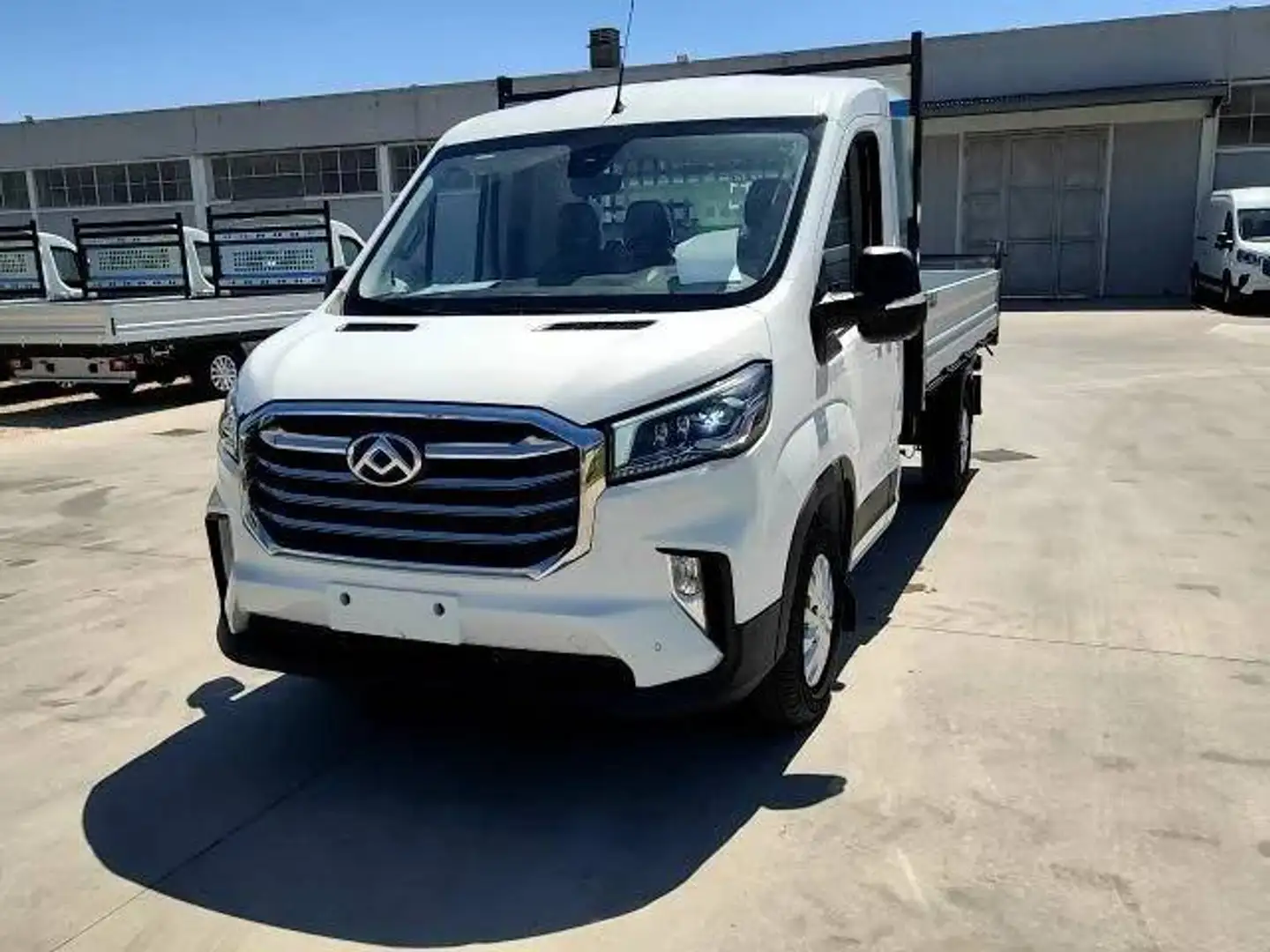Maxus Deliver 9 Deliver 9 L3 rwd Ruota Singola - Cassone Ribaltabile Trilaterale  LUXURY PACK 3600x2100 Sponde Alluminio Weiß - 1