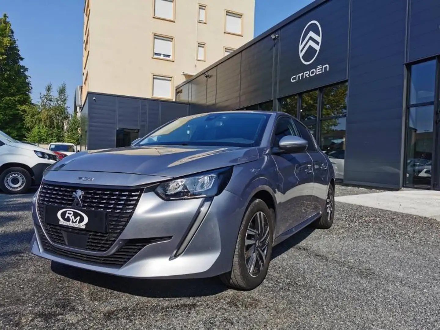 Peugeot 208 1.2 PureTech 100ch S\u0026S Roadtrip 118g Gris - 1