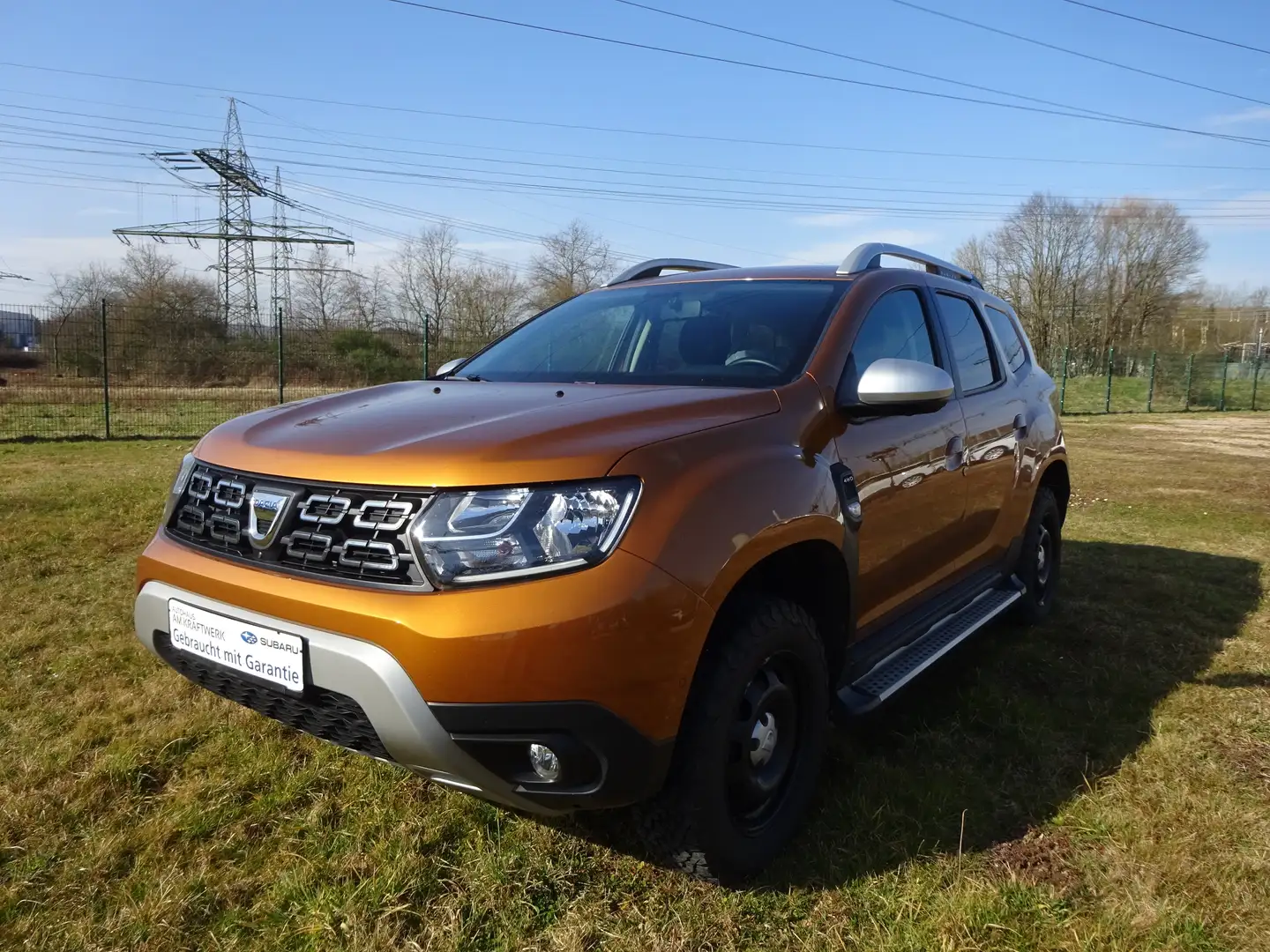 Dacia Duster SCe 115 4WD Jagdausstattung Orange - 1