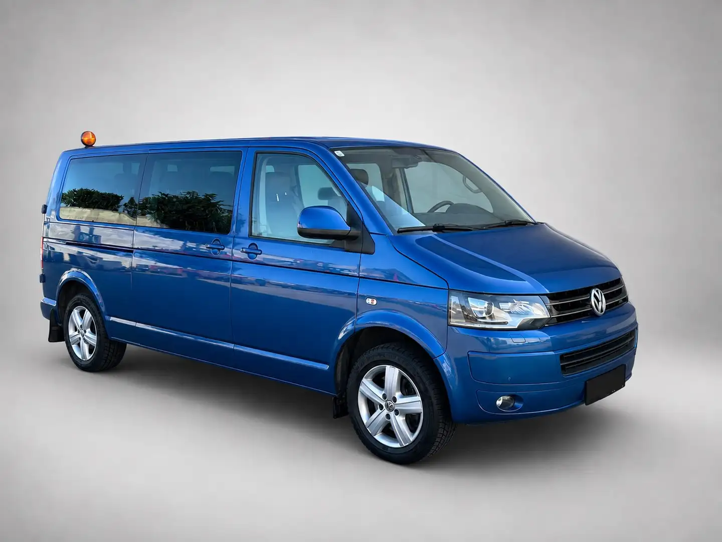 Volkswagen T5 Caravelle Lang DSG Trendline 4 Motion 9 Sitzer Blau - 1