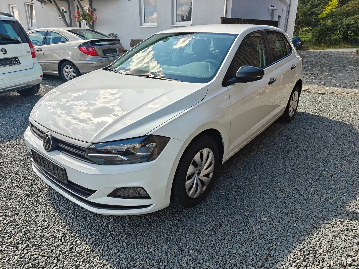 Volkswagen Polo VI Trendline Blanc - 1