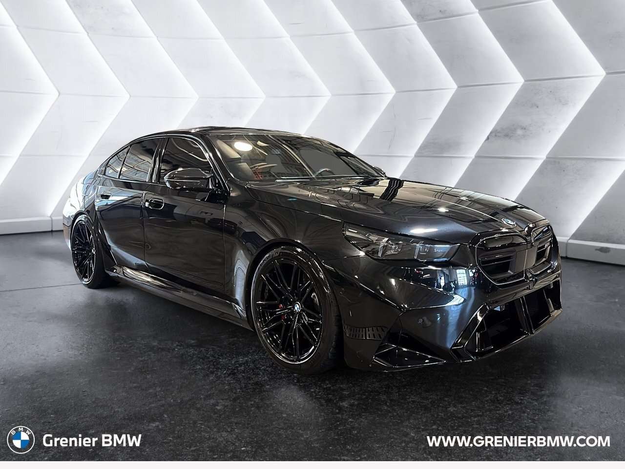 2026 BMW M5 M5 ADVANCED DRIVER, M CARBON EXTERIOR PACKAGE / AD
