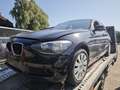 BMW 116 i Schwarz - thumbnail 1