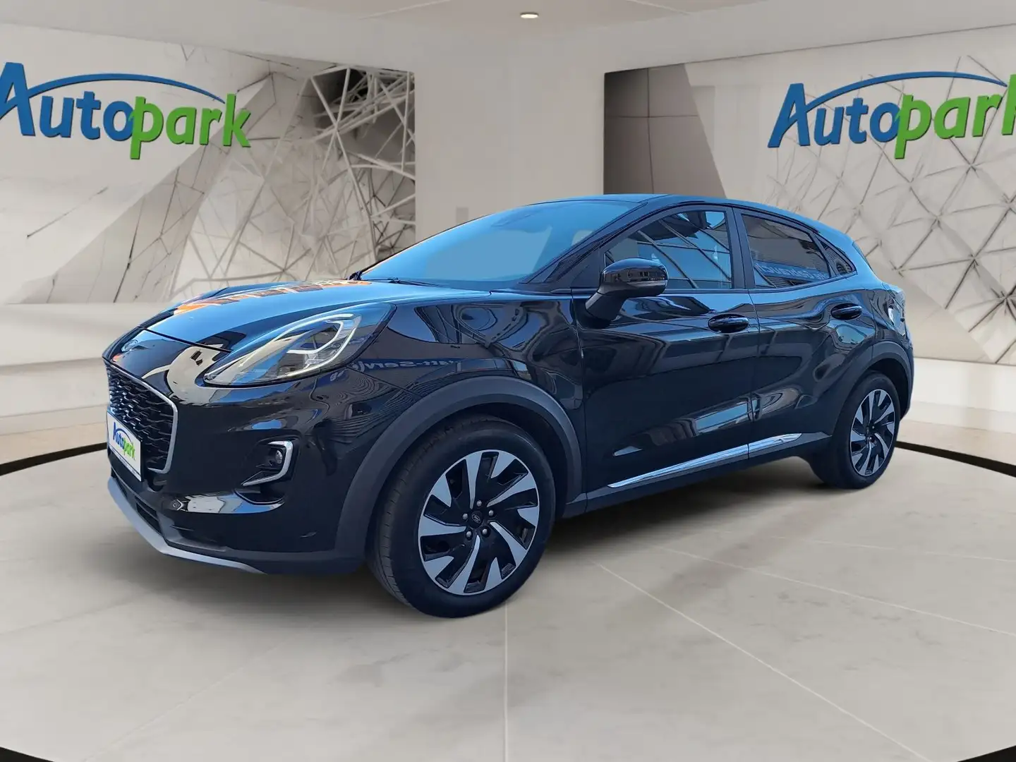 Ford Puma Titanium Schwarz - 1