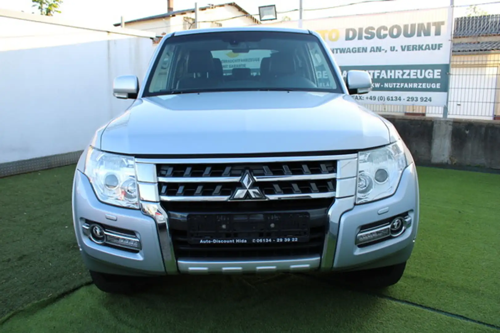 Mitsubishi Pajero 3.2 DI-D Intense *STHZ*1.Hand*Top* Argent - 2