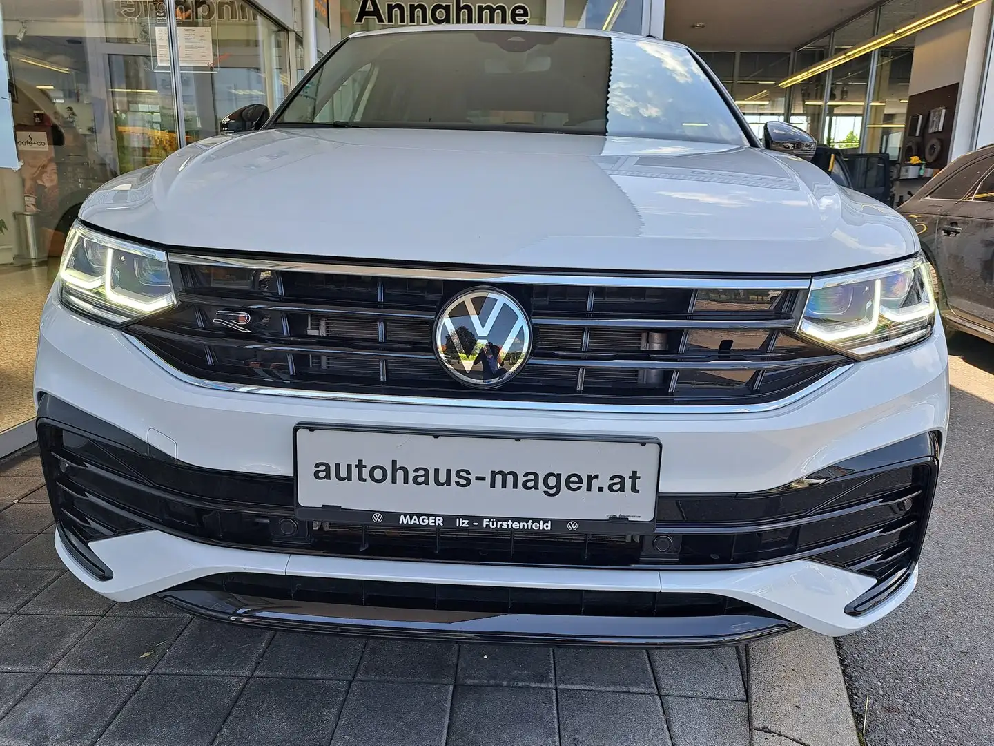 Volkswagen Tiguan R-Line eHybrid DSG Weiß - 2