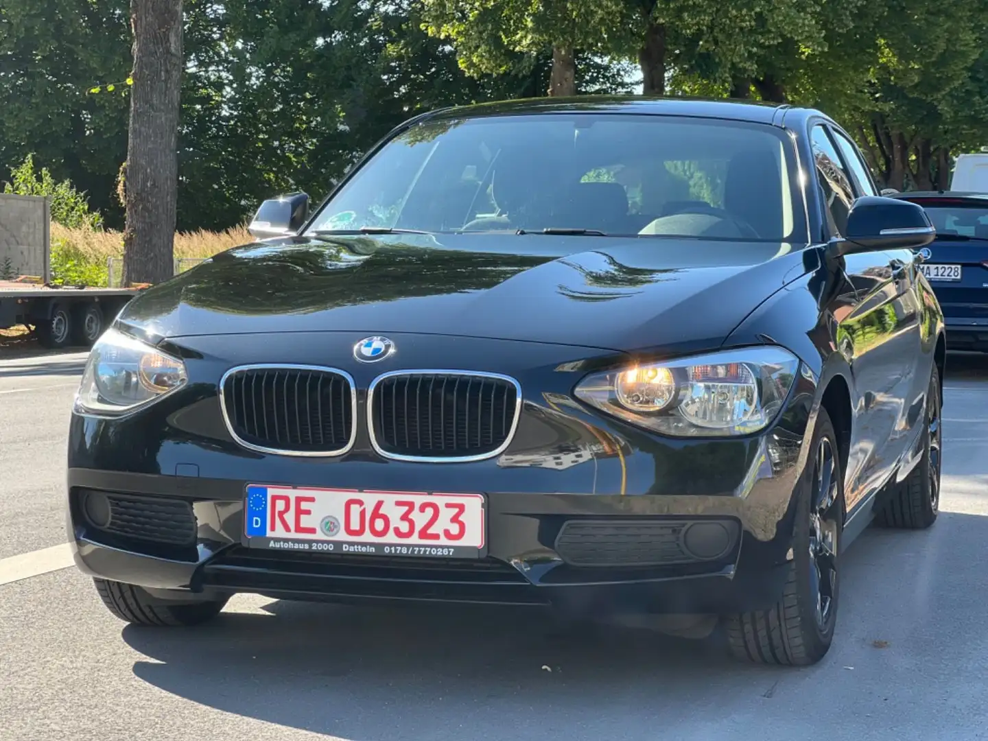 BMW 114 Baureihe 1 Lim. 5-trg. 114 i Чорний - 1