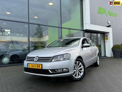 Volkswagen Passat 1.8 TSI Highline * DSG * Stoelverwarming * Cruise