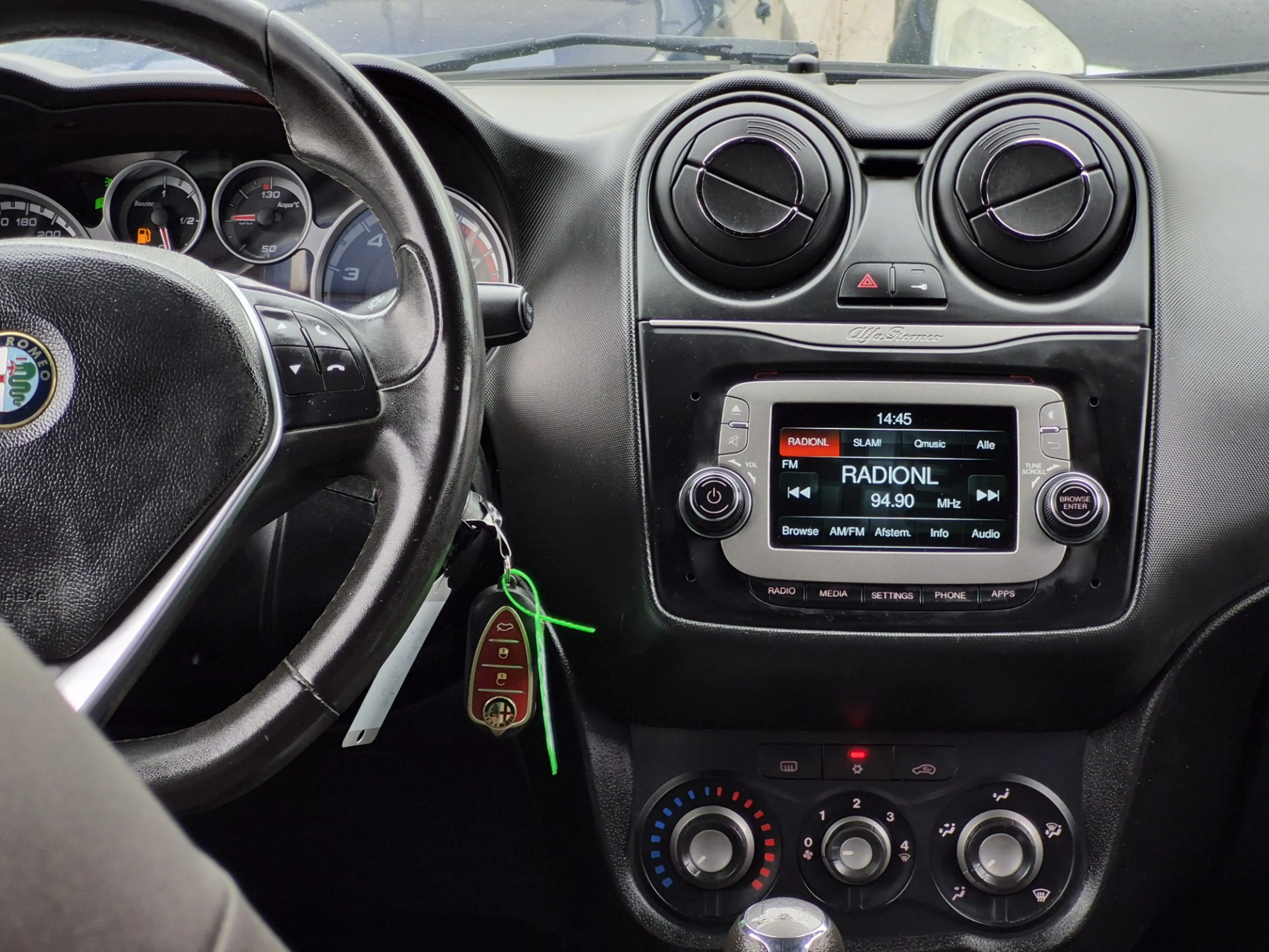 Alfa Romeo MiTo 1.4 Super|Cruise|Airco|PDC|Bluetooth|APK — photo 16