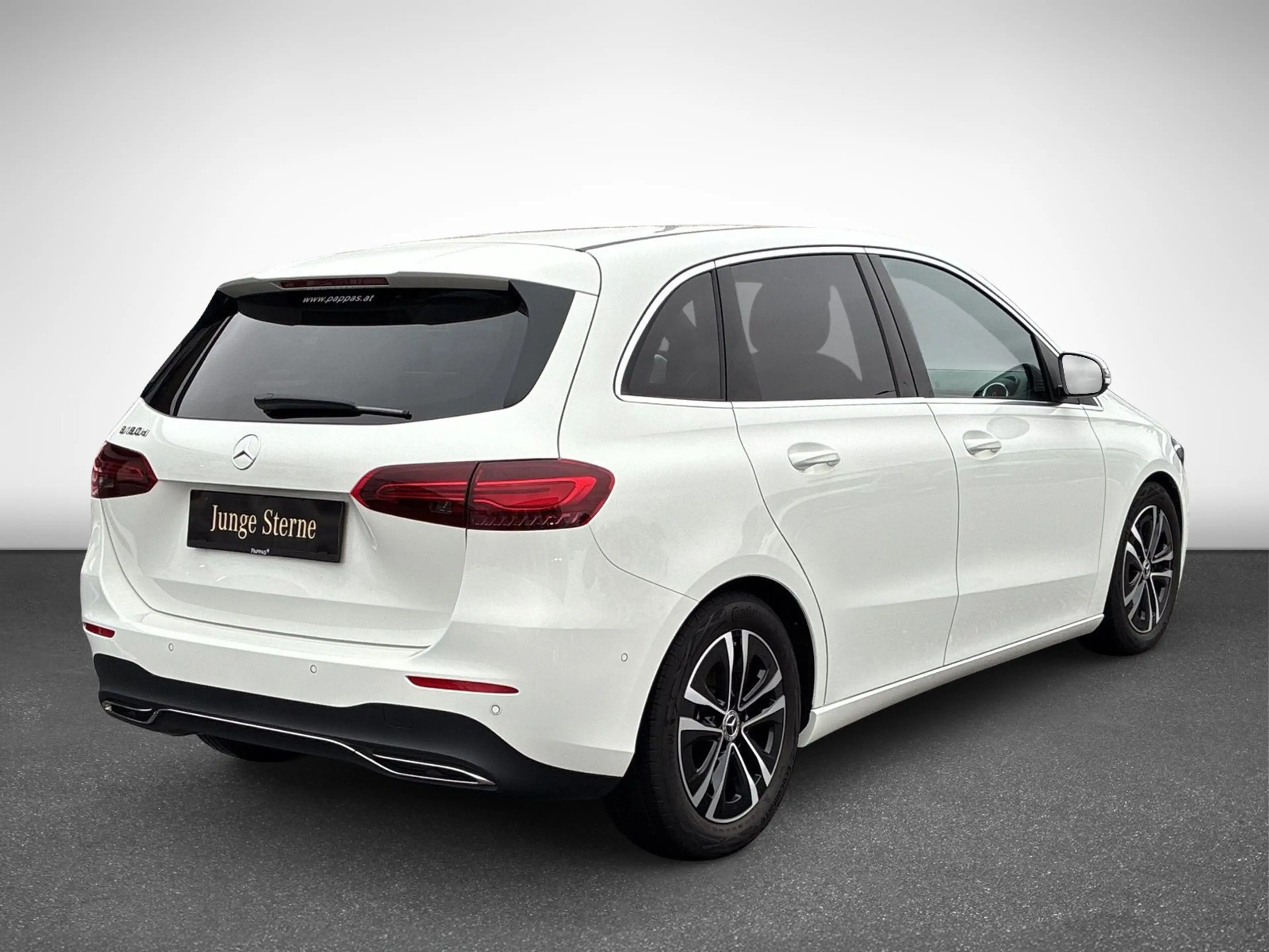 Mercedes-Benz B 180 d Österreich-Edition Cam Navi SHZ EASY-PACK — photo 6