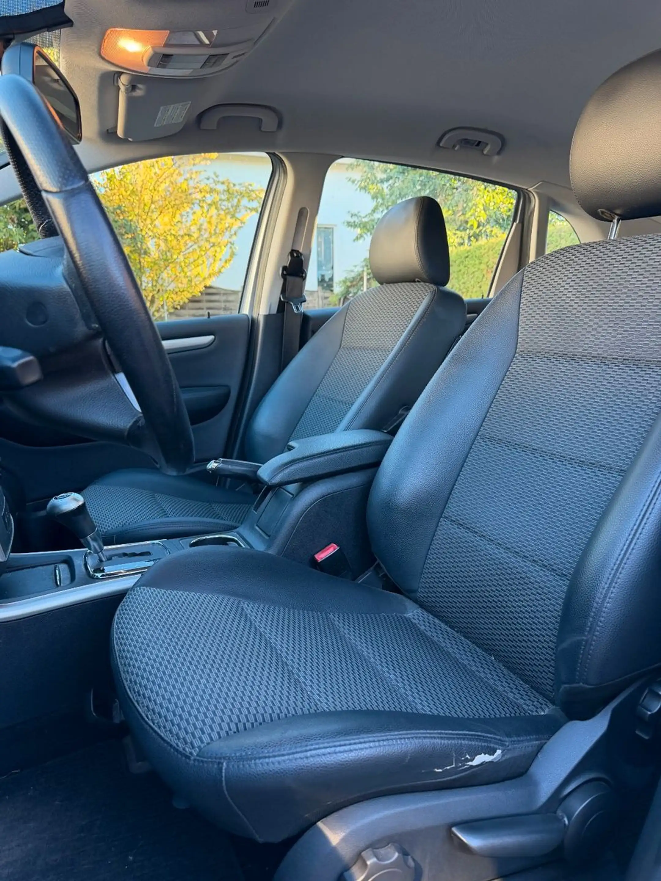 Mercedes-Benz B 200 CDI AUTOMATIK XENON PDC LEDER SPORTPAKET — photo 15