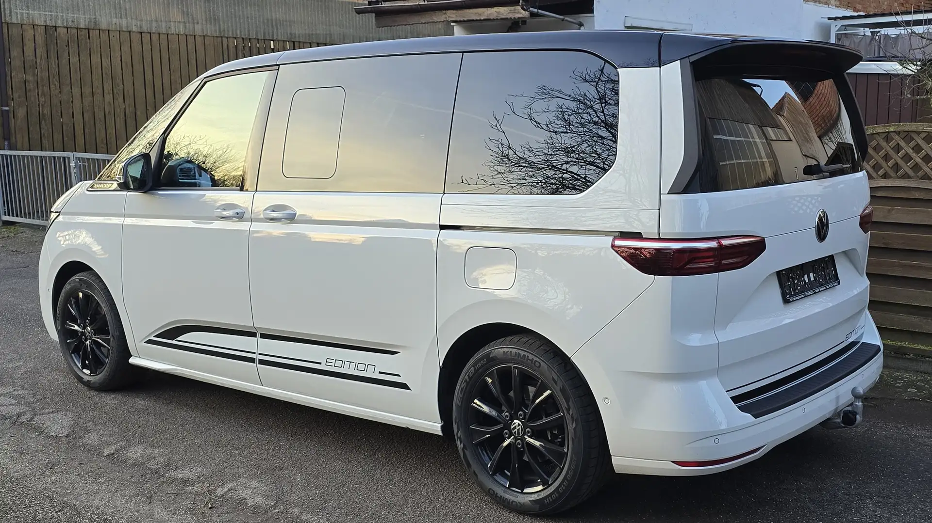 Volkswagen T7 Multivan Edition,Vis A Vis 7Sitze,Navi,Ambiente,AHK*4J. Gar Weiß - 1