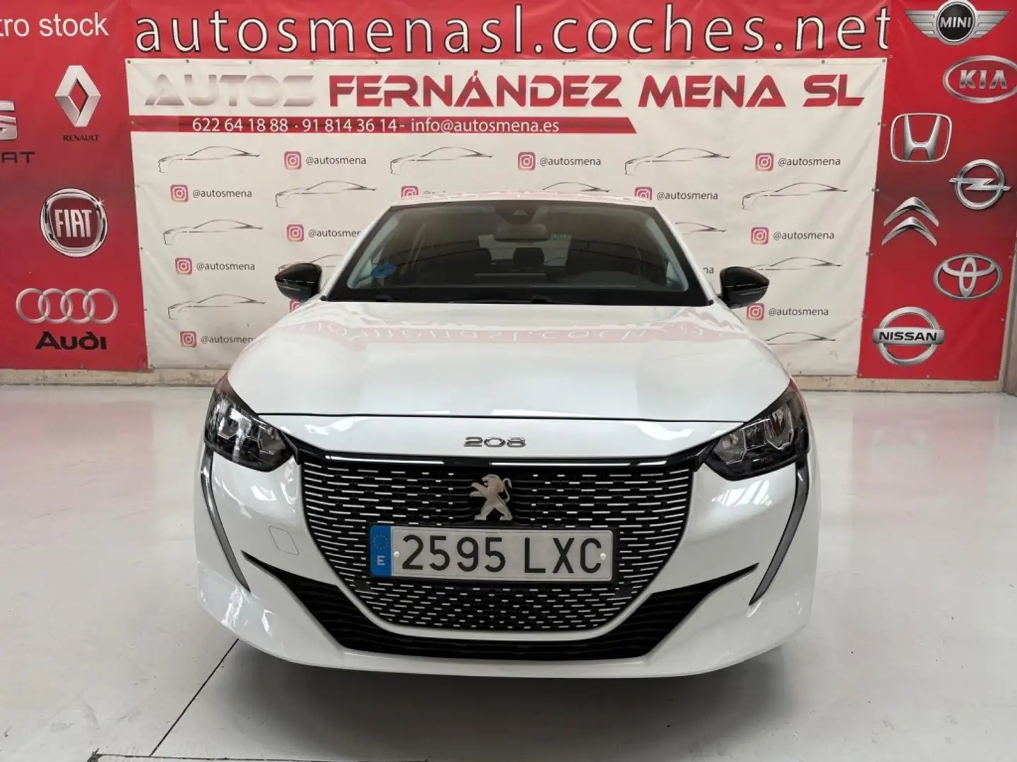 Peugeot 208 Allure Pack Eléctrico 100kW Blanco - 2