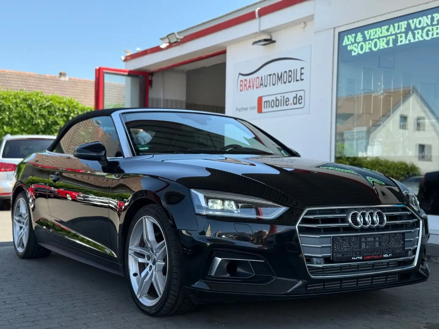 Audi A5 Cabriolet S-Line Aut. NAVI/LEDER/SHZ/KAMERA Noir - 2