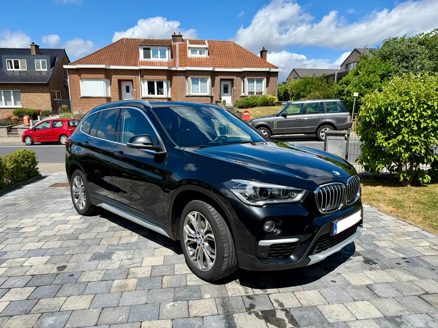 BMW X1 BMW X1 aut. - 18d - XLine - Cuir - Toit ouvr. pano Zwart - 2