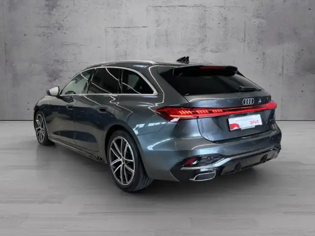 Audi A5 view 5