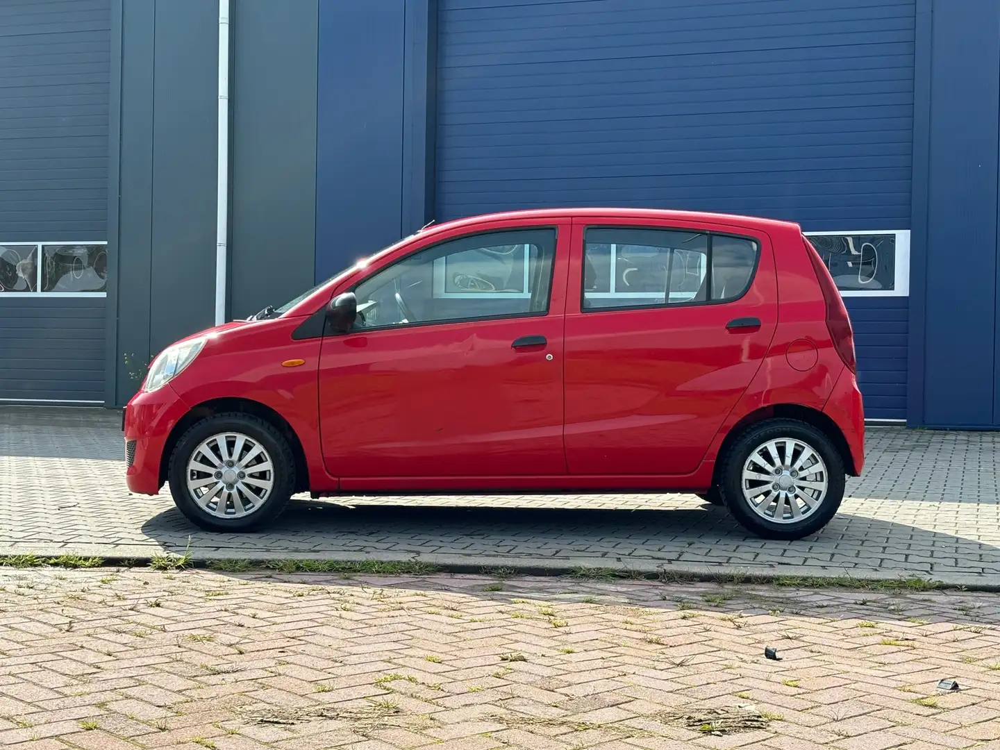 Daihatsu Cuore 1.0 Clever S Airco Rojo - 2