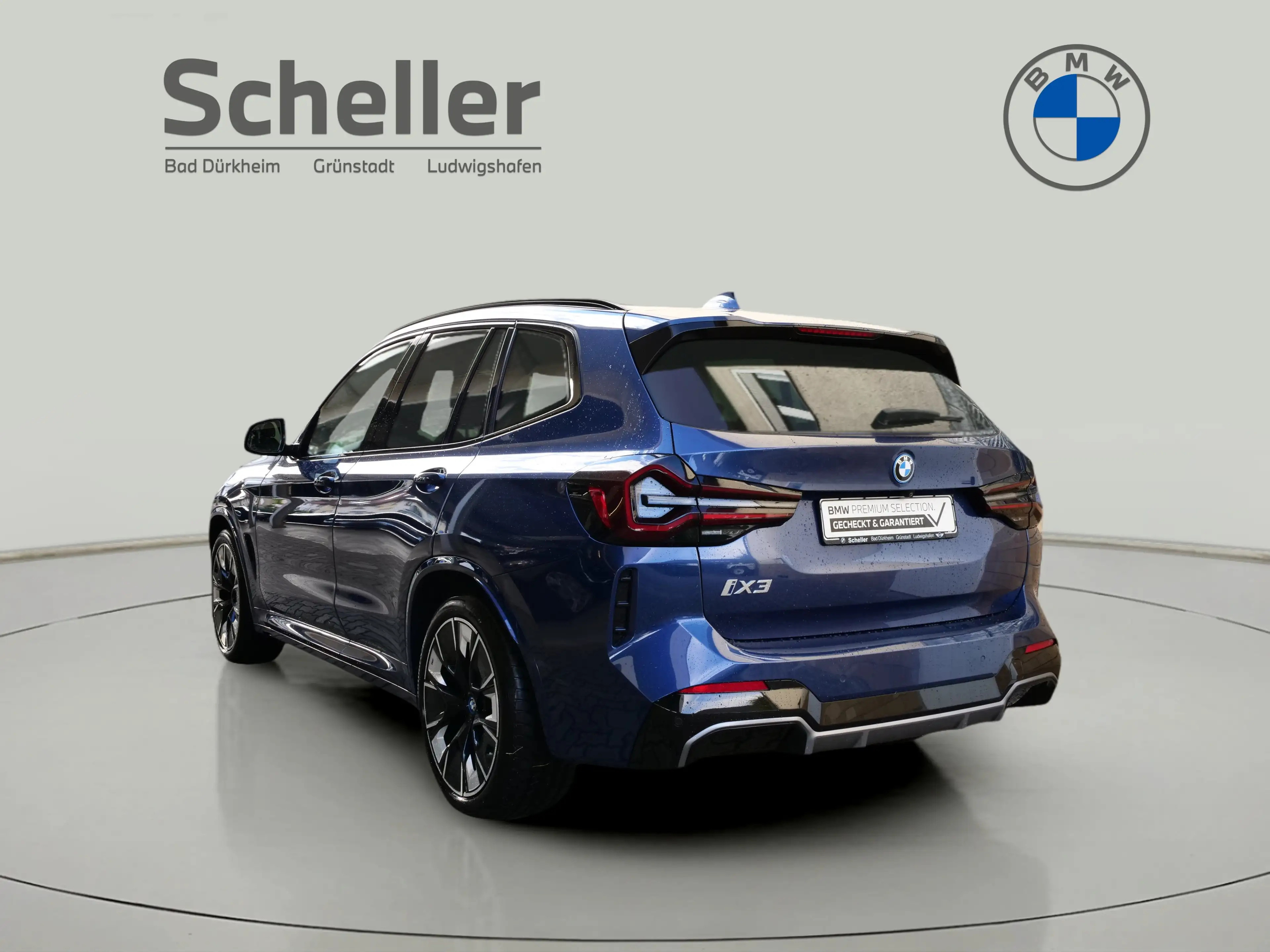BMW iX3 — photo 7