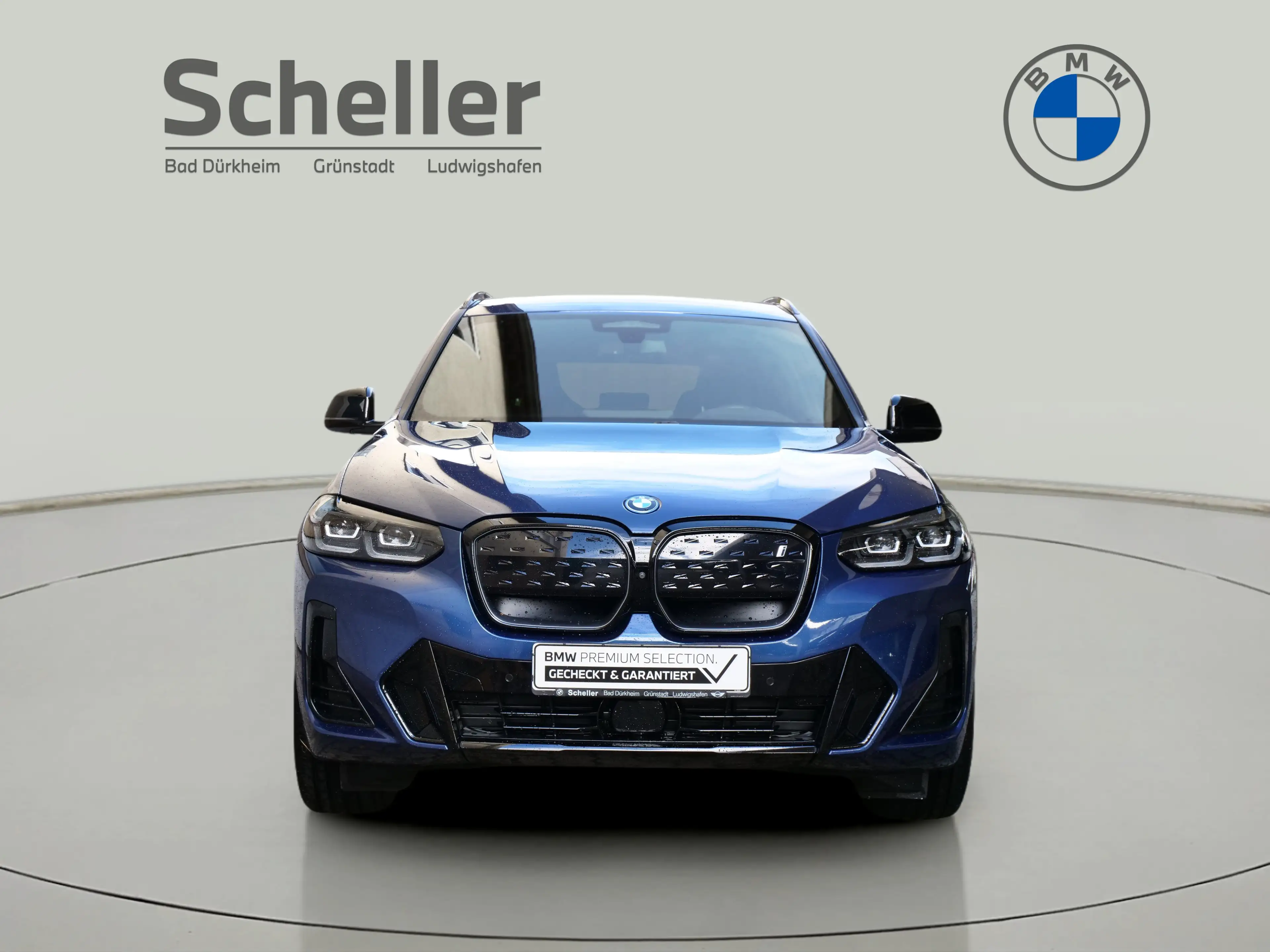 BMW iX3 — photo 3